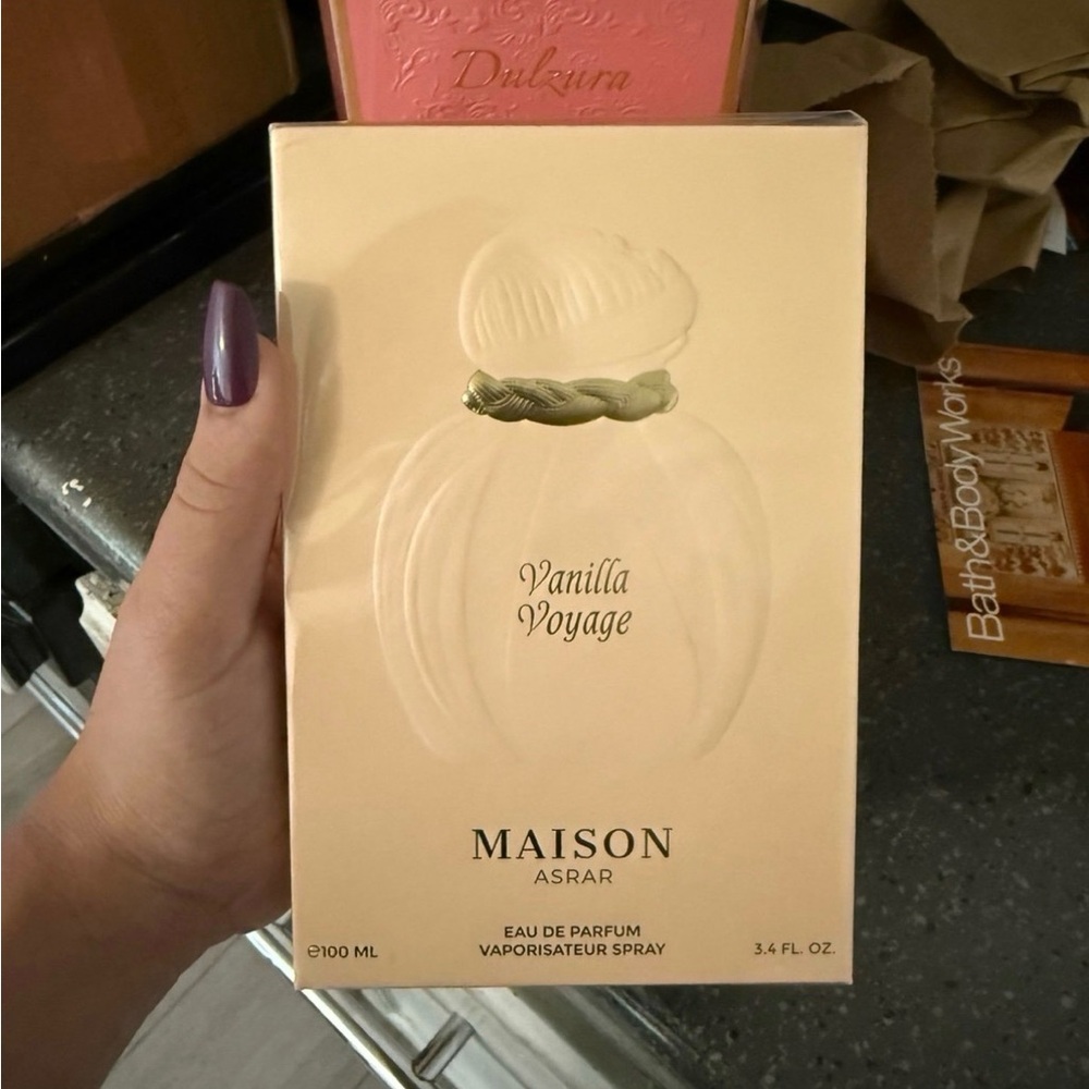Maison Asrar Vanilla Voyage EDP